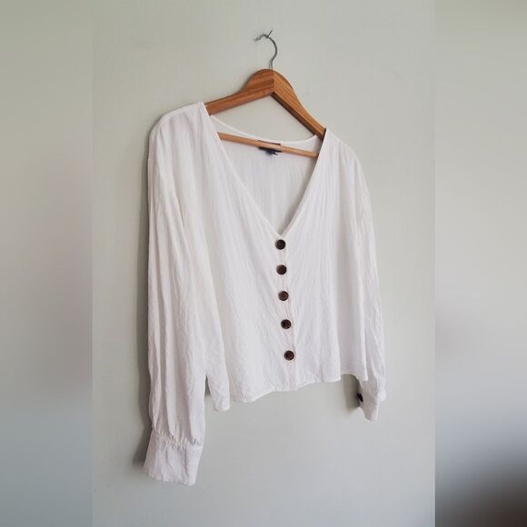 ModCloth Elegant White Cropped Button-Up Women's Blouse Size XL - Picture 3 of 10